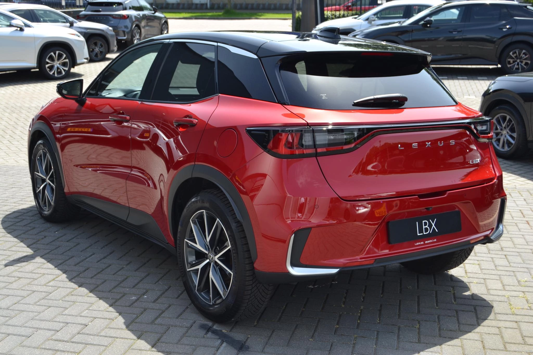 Hoofdafbeelding Lexus LBX