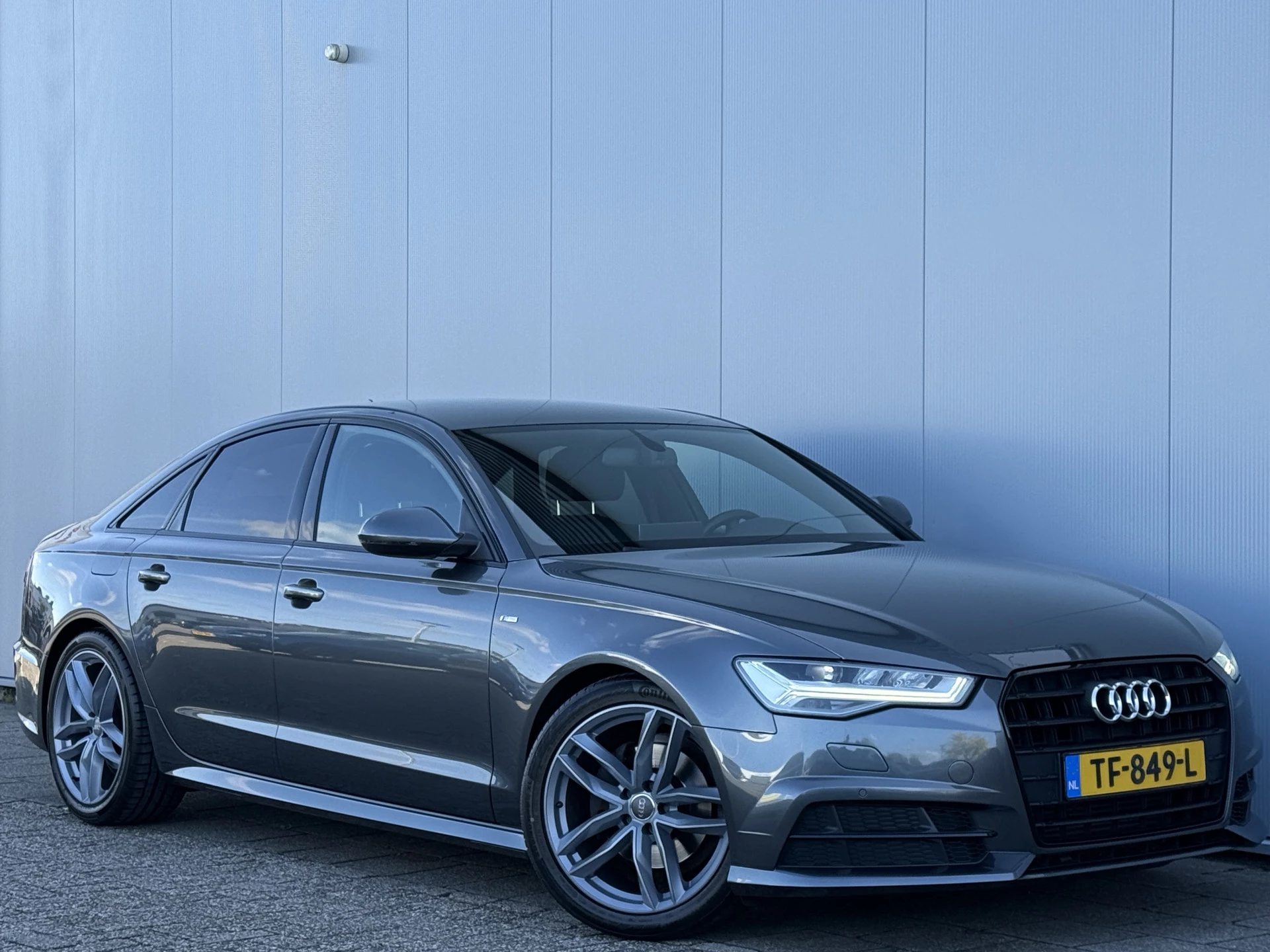 Hoofdafbeelding Audi A6