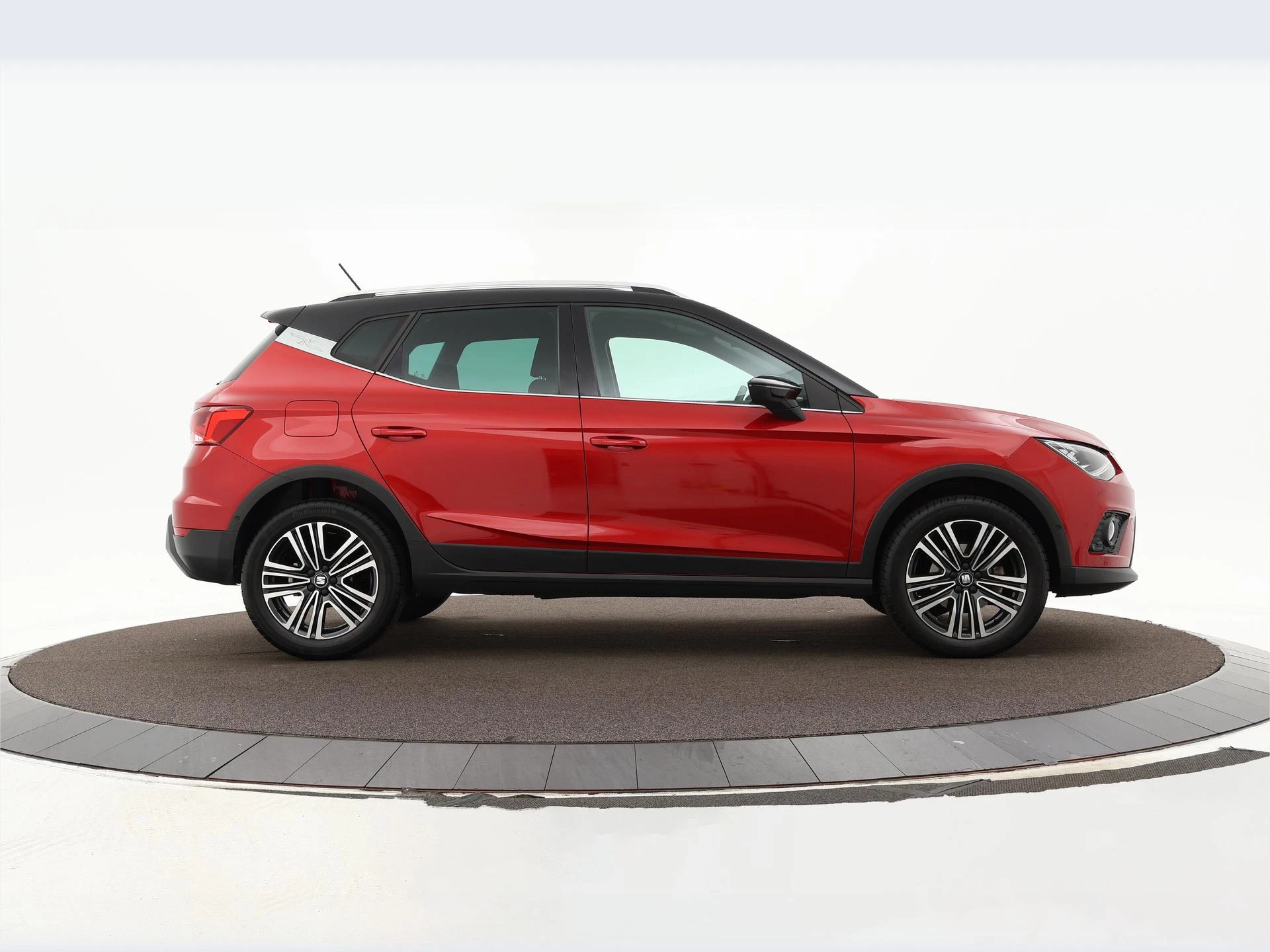 Hoofdafbeelding SEAT Arona