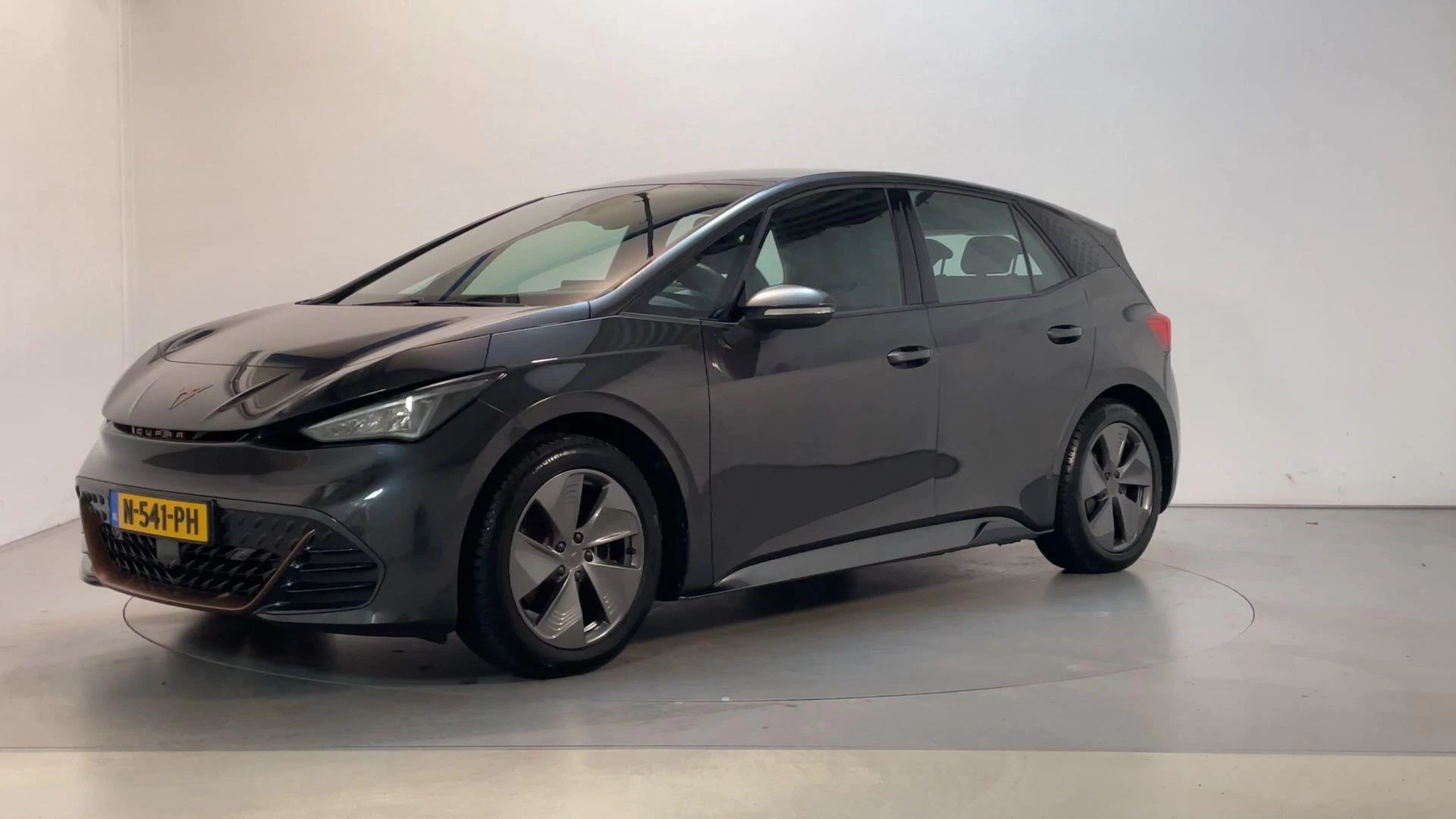 Hoofdafbeelding CUPRA Born