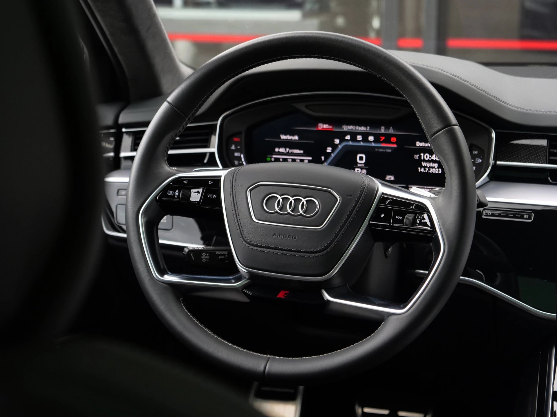 Hoofdafbeelding Audi S8