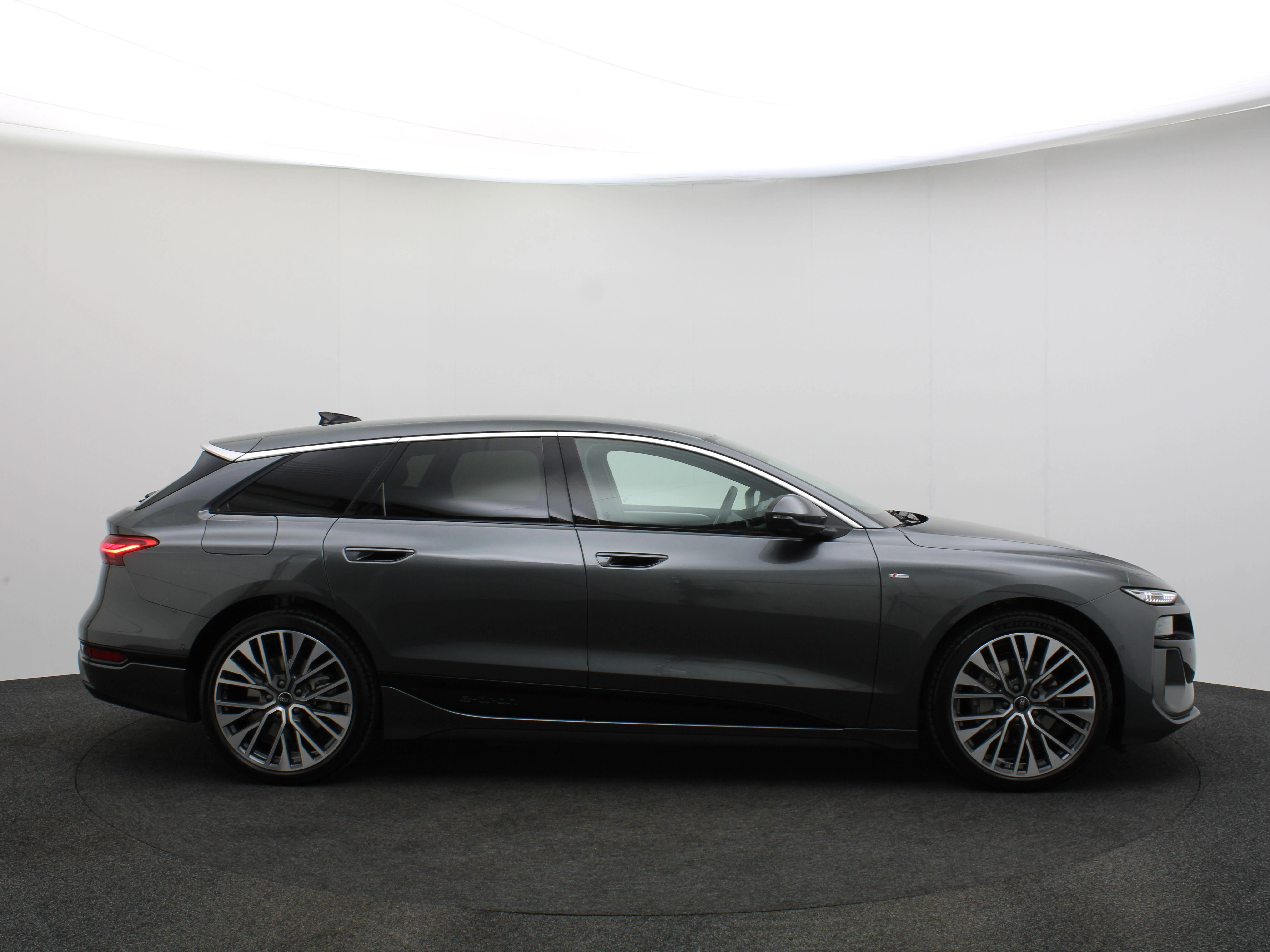 Hoofdafbeelding Audi A6 e-tron
