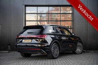 Volkswagen Touareg 3.0 TSI V6 eHybrid Elegance | Panodak | Massage | Trekhaak | 21 inch |
