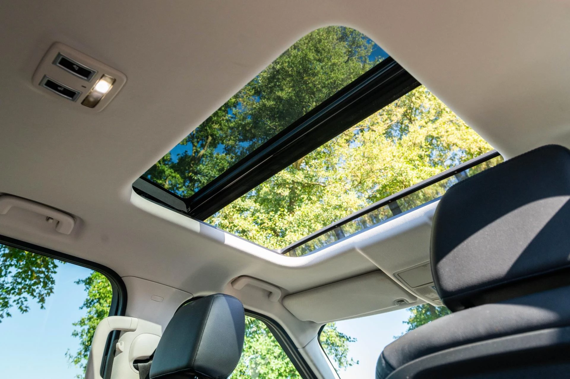 Hoofdafbeelding Land Rover Discovery