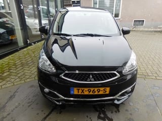 Mitsubishi Space Star 1.0 Cool+ Staat in de Krim