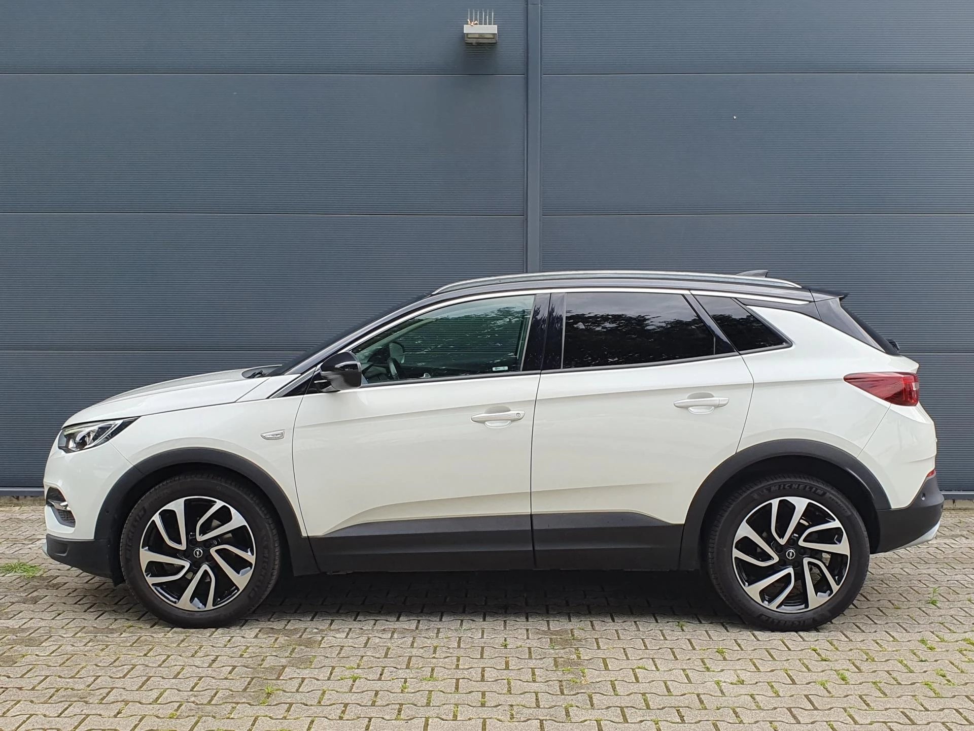 Hoofdafbeelding Opel Grandland X