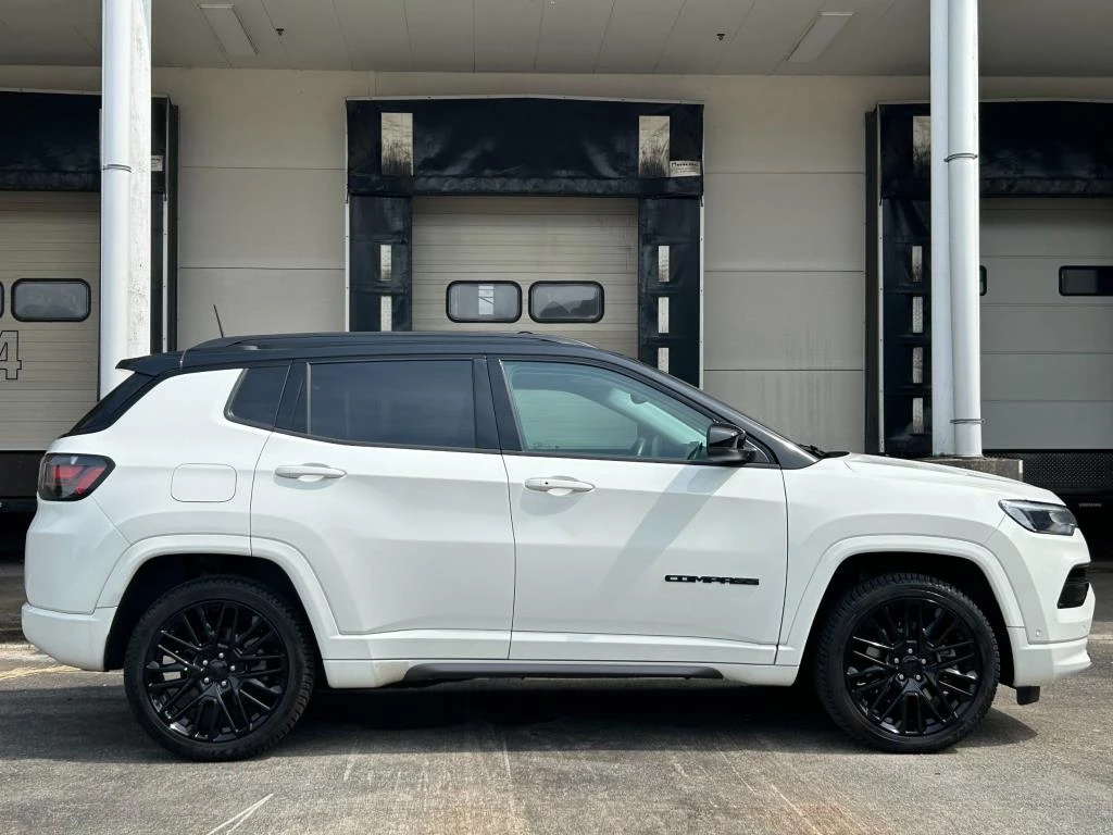 Hoofdafbeelding Jeep Compass