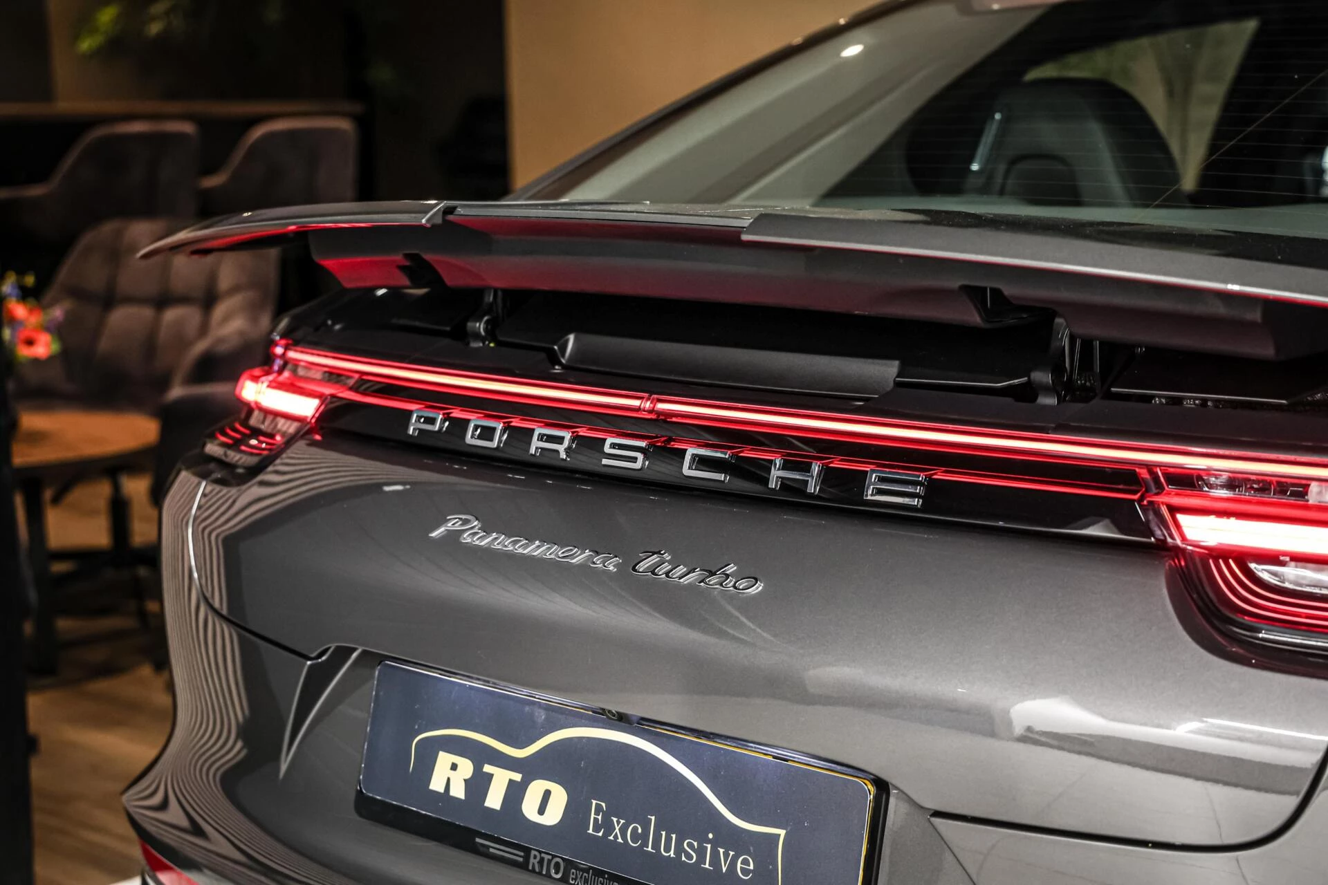 Hoofdafbeelding Porsche Panamera