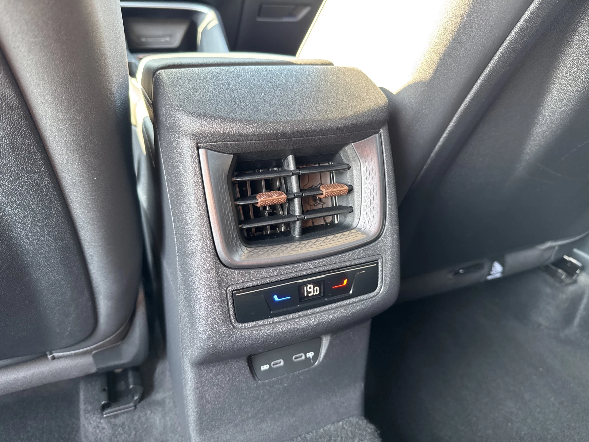 Hoofdafbeelding CUPRA Terramar