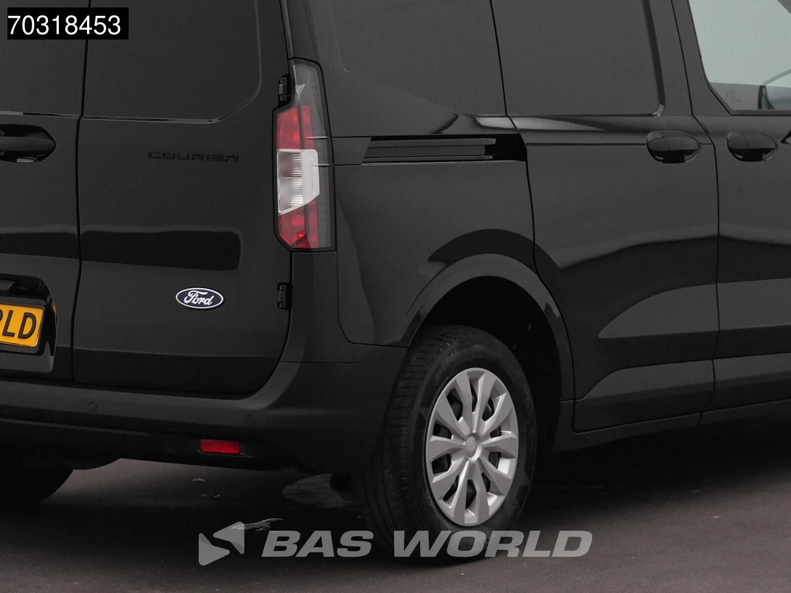 Hoofdafbeelding Ford Transit Courier