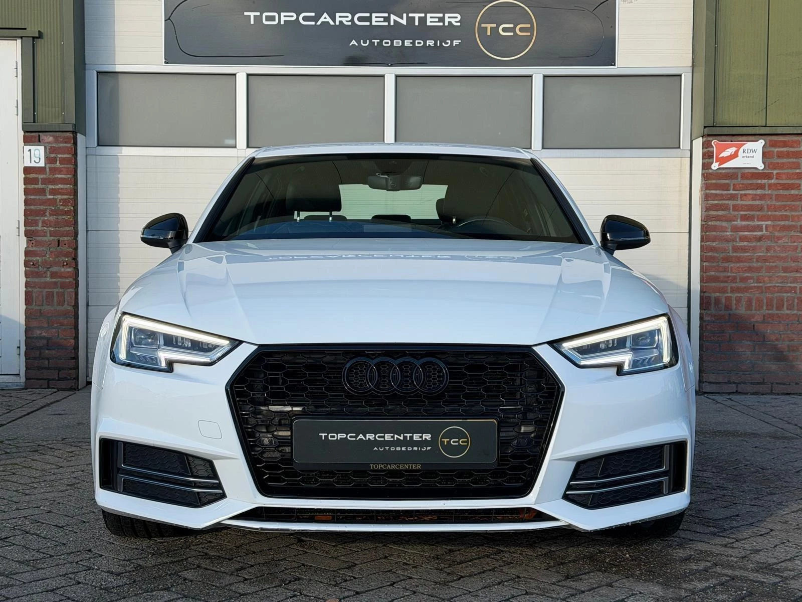 Hoofdafbeelding Audi A4