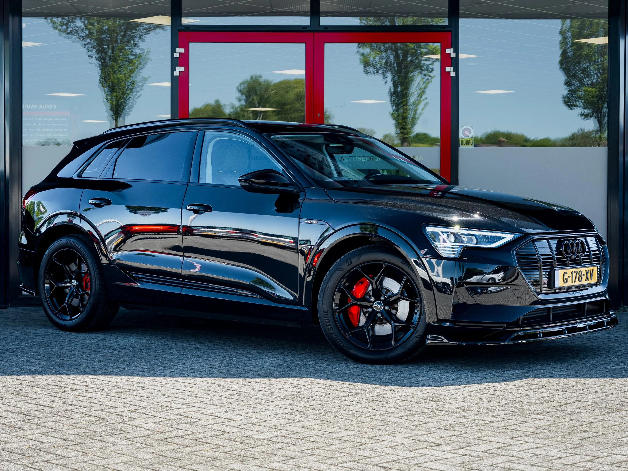 Hoofdafbeelding Audi e-tron