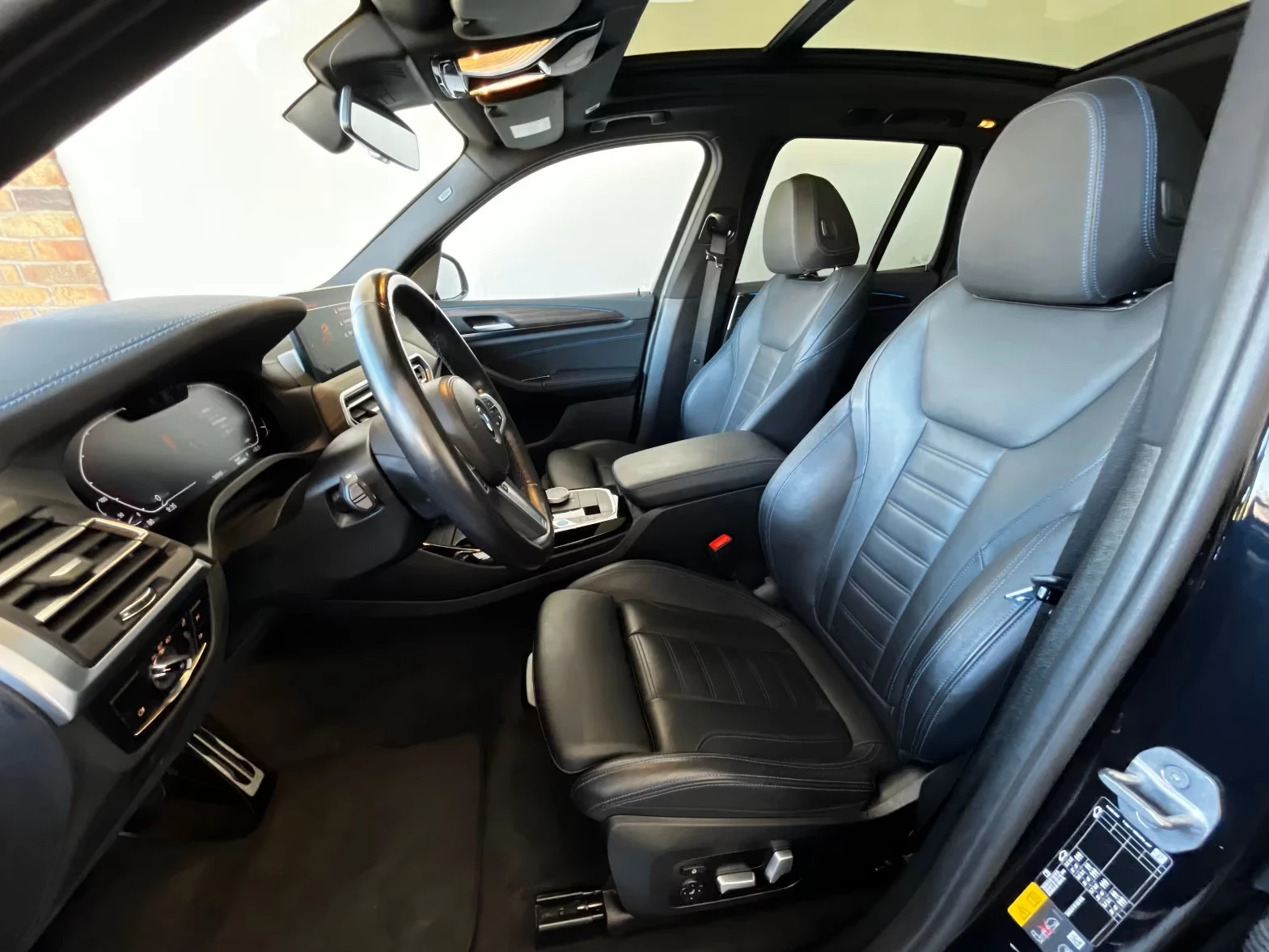 Hoofdafbeelding BMW iX3