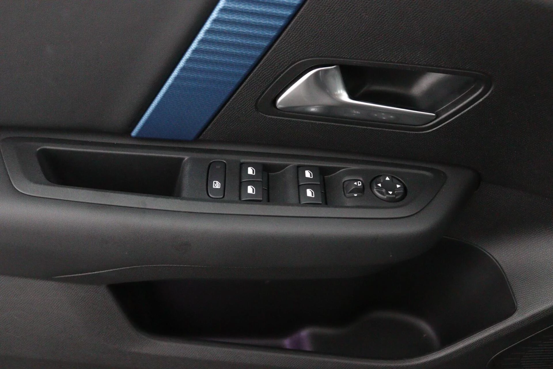 Hoofdafbeelding Citroën ë-C4