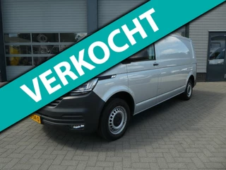 Volkswagen Transporter 2.0 TDI L2H1 airco . pdc. trekhaak. 3 zits