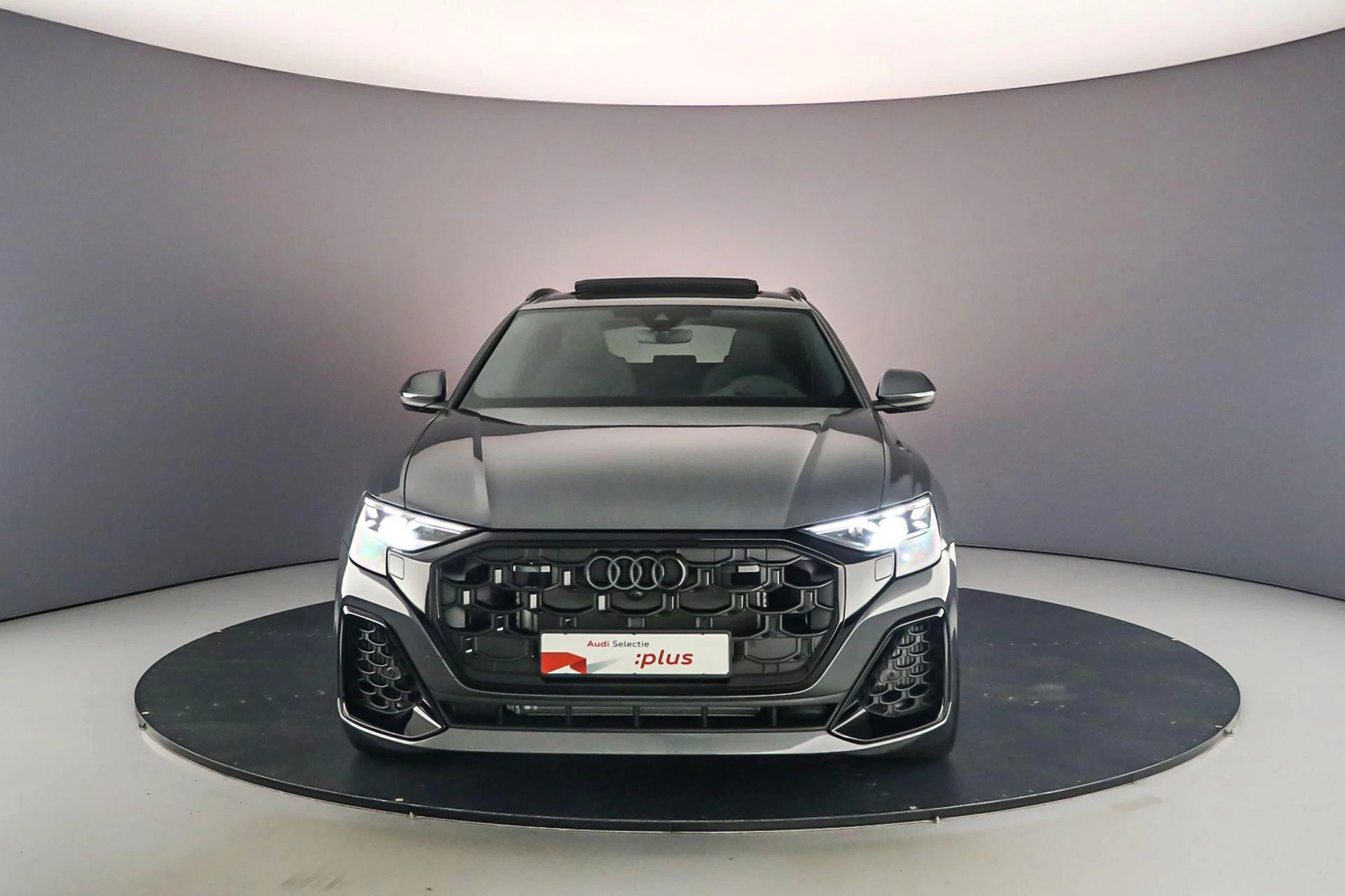 Hoofdafbeelding Audi Q8