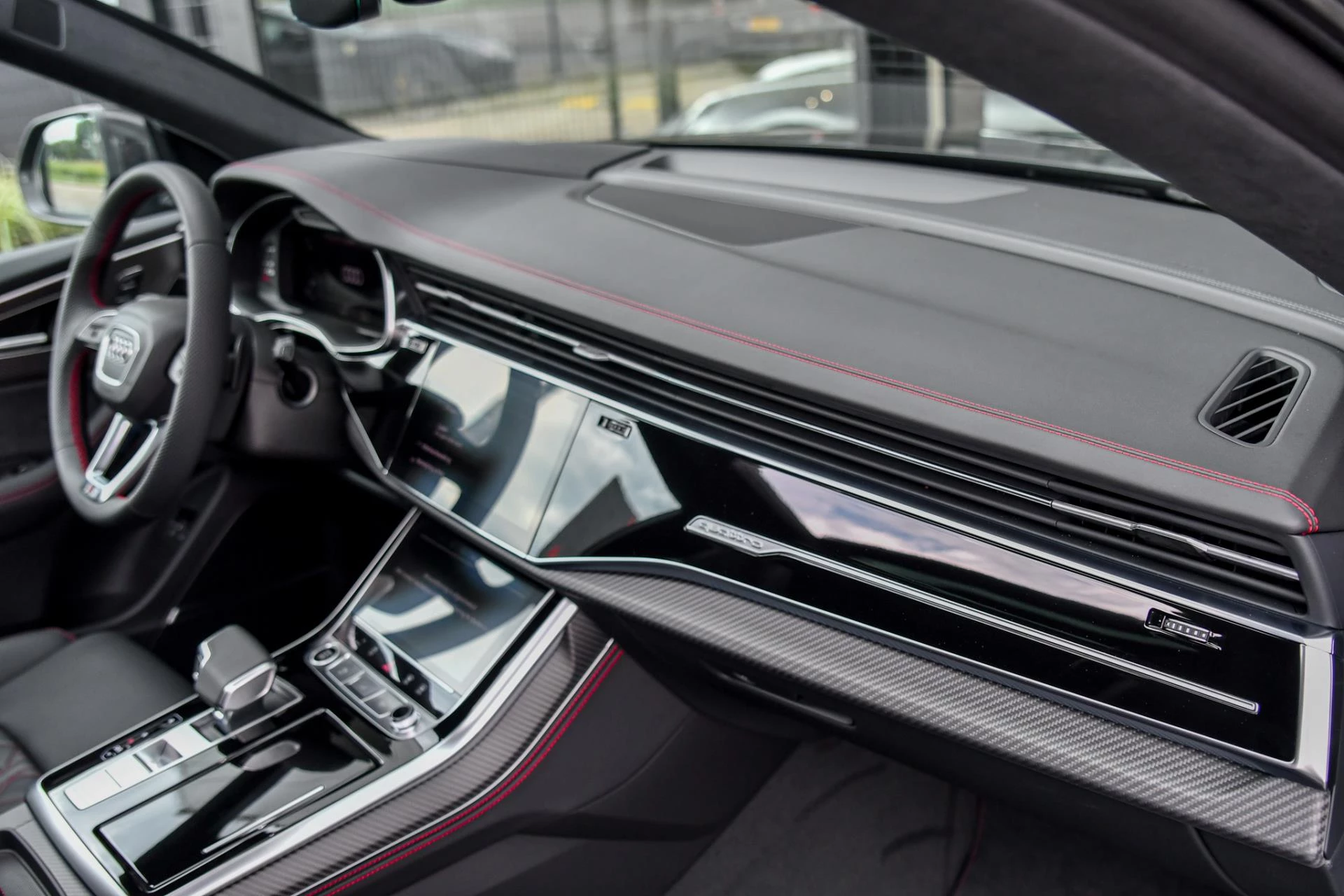Hoofdafbeelding Audi Q8