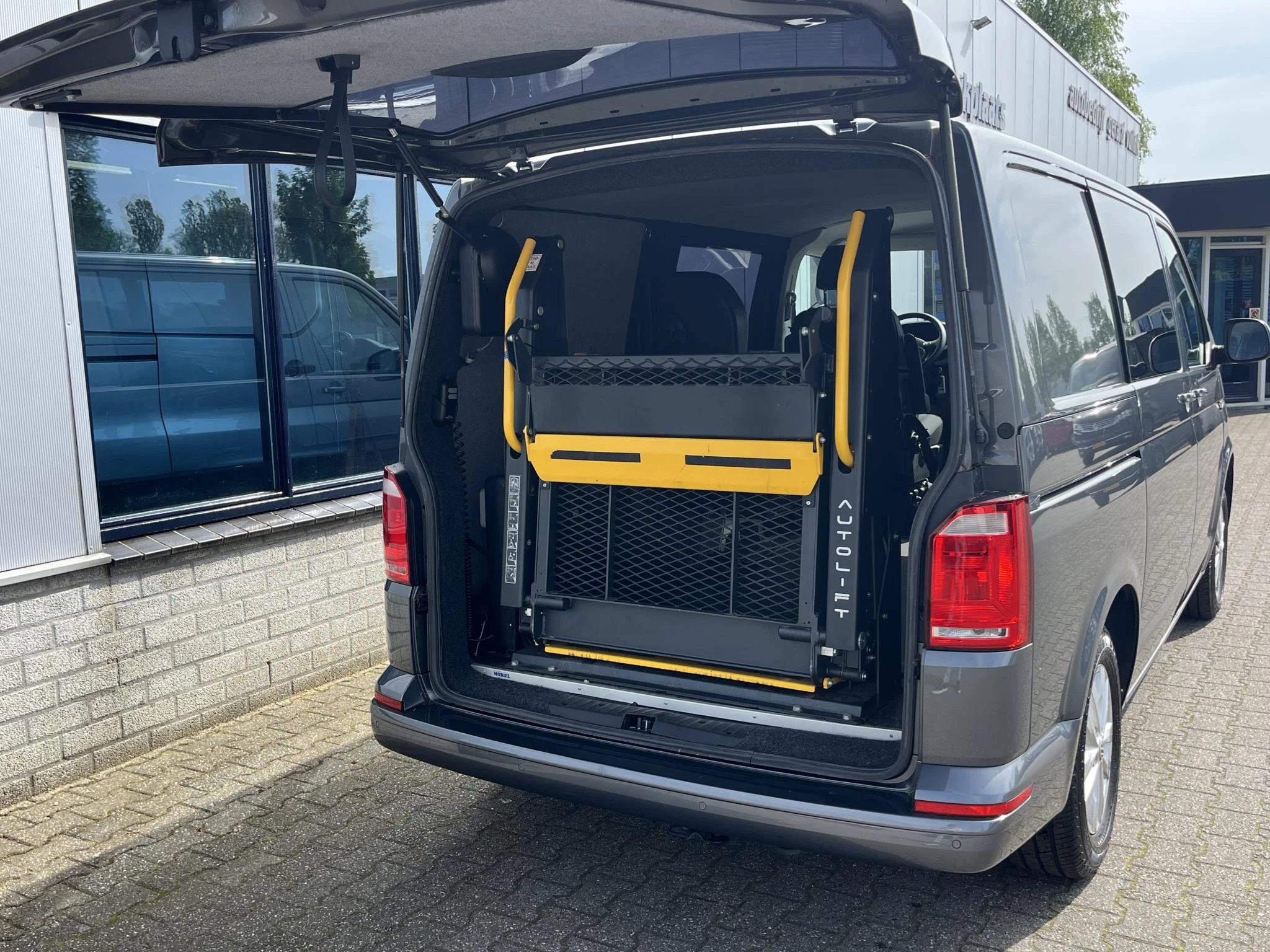 Hoofdafbeelding Volkswagen Transporter