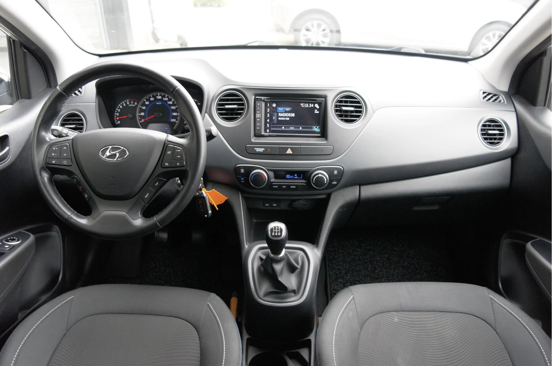 Hoofdafbeelding Hyundai i10