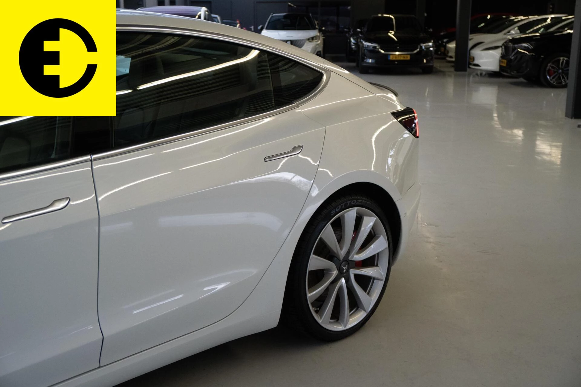 Hoofdafbeelding Tesla Model 3