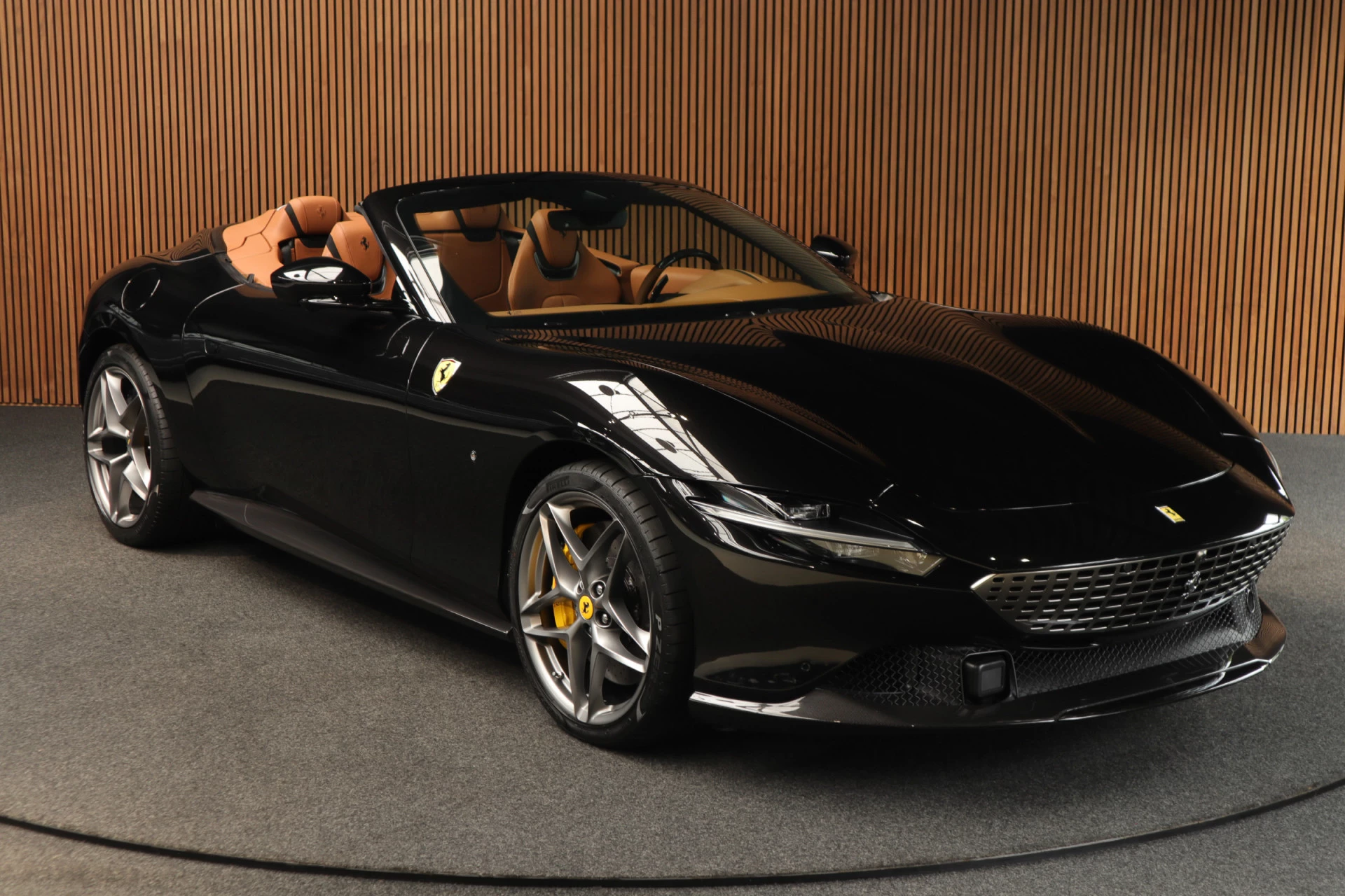 Hoofdafbeelding Ferrari Roma