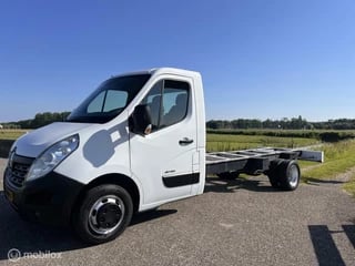 Renault Master bestel T35 2.3 dCi L4 Chassis Cabine.