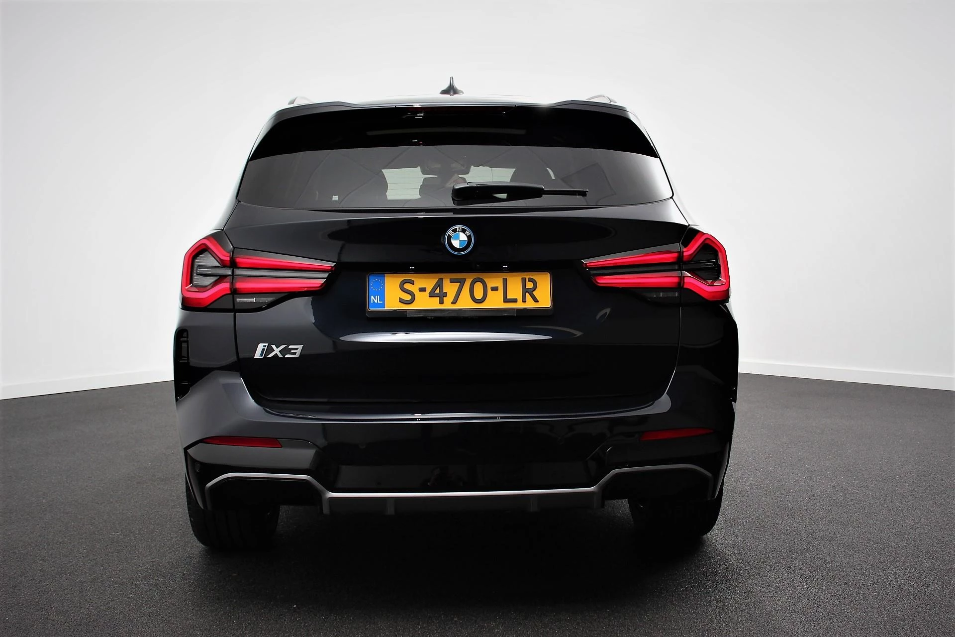 Hoofdafbeelding BMW iX3