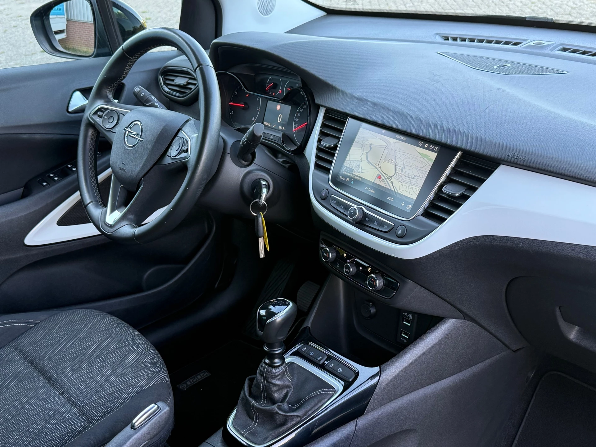 Hoofdafbeelding Opel Crossland X