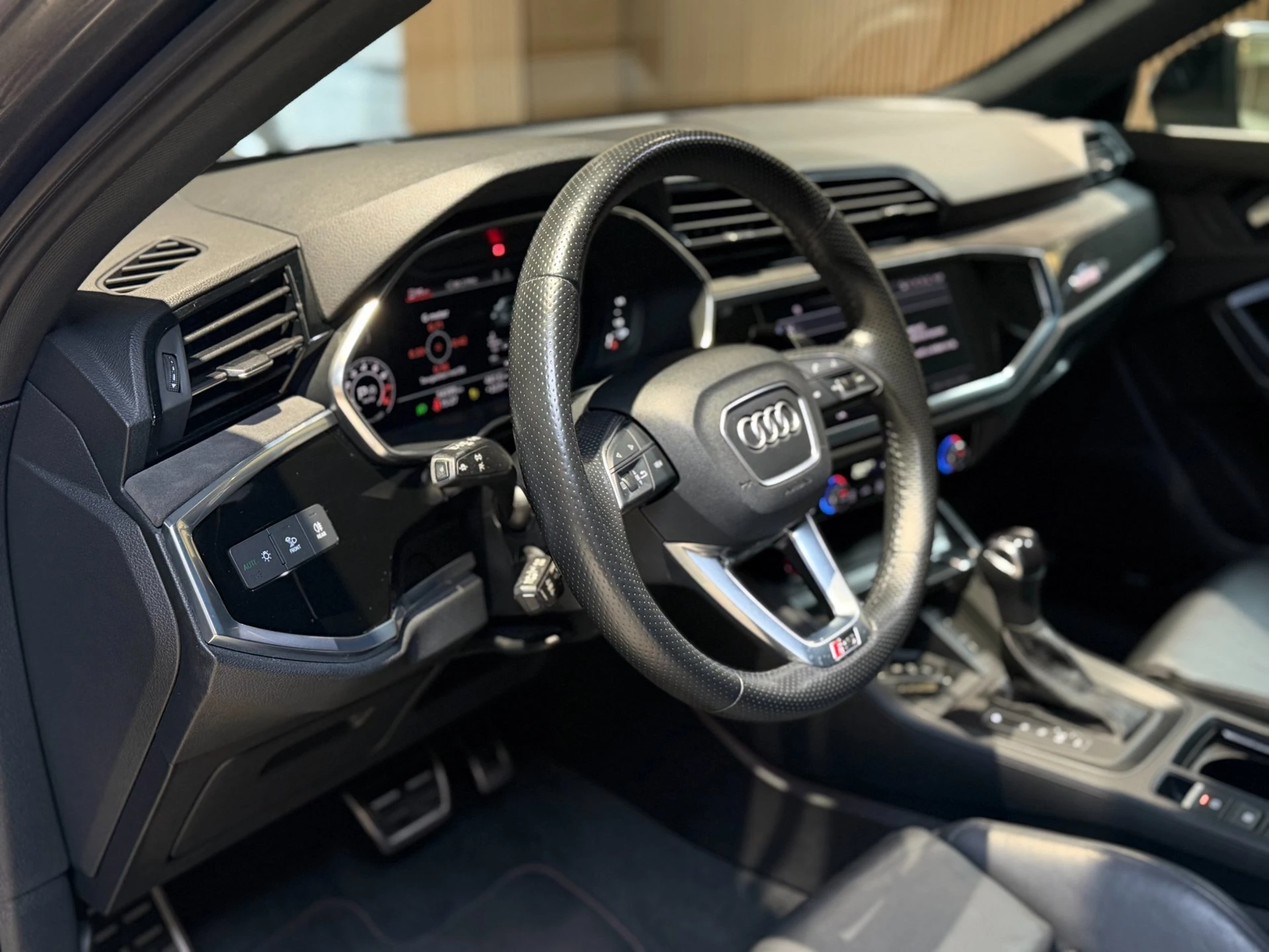 Hoofdafbeelding Audi RSQ3