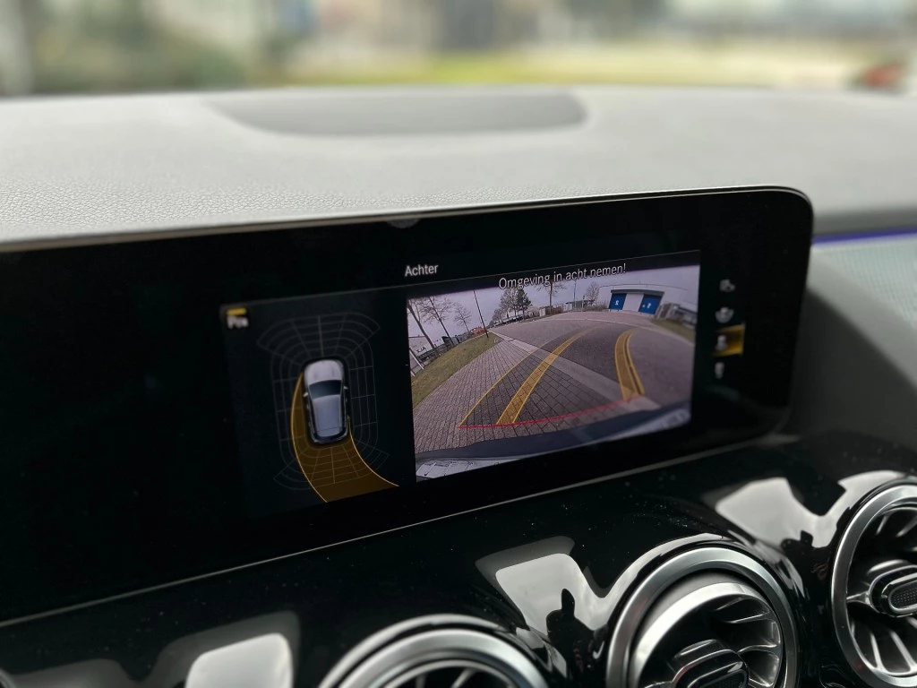 Hoofdafbeelding Mercedes-Benz EQA