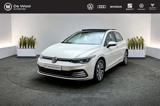Volkswagen Golf 1.4 204pk DSG e-hybrid Style | Panoramadak, Trekhaak Zwenkbaar, Park Assist |