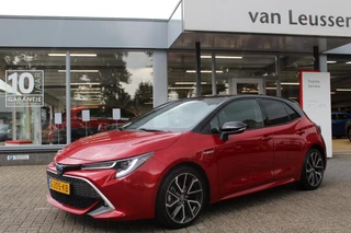 Hoofdafbeelding Toyota Corolla Toyota Corolla 1.8 HYBRID EXECUTIVE DODEHOEK KEYLESS STOEL VERW. HEAD-UP PARK.SENSOREN