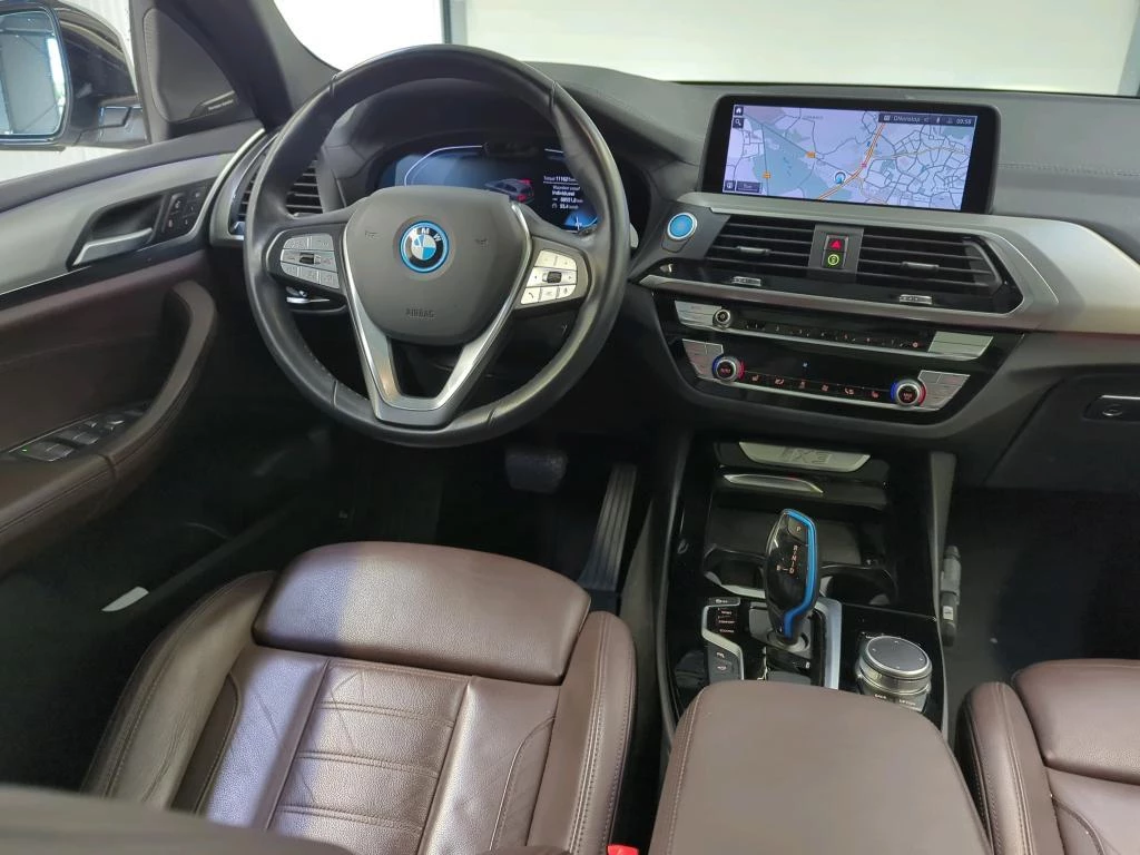 Hoofdafbeelding BMW iX3