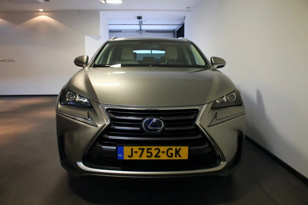 Hoofdafbeelding Lexus NX