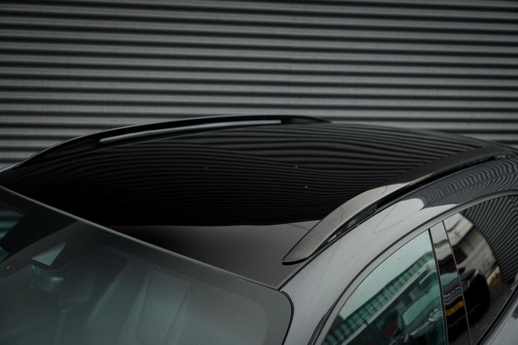 Hoofdafbeelding Porsche Taycan