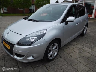 Hoofdafbeelding Renault Scénic Renault Scenic 2.0 Dynamique Automaat
