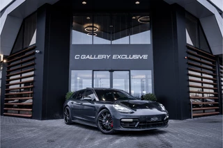 Hoofdafbeelding Porsche Panamera Porsche Panamera Sport Turismo 4.0 GTS Sport Chrono l Panorama l Memory l Luchtvering