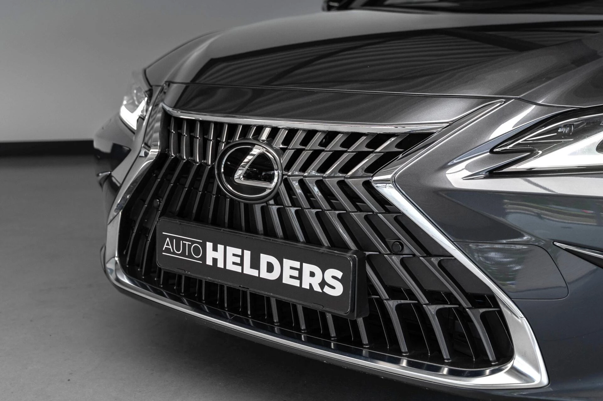 Hoofdafbeelding Lexus ES