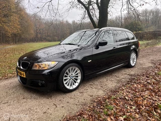 Hoofdafbeelding BMW 3 Serie BMW 3-serie Touring 318i LCI | M Sport Edition | Xenon | Nap