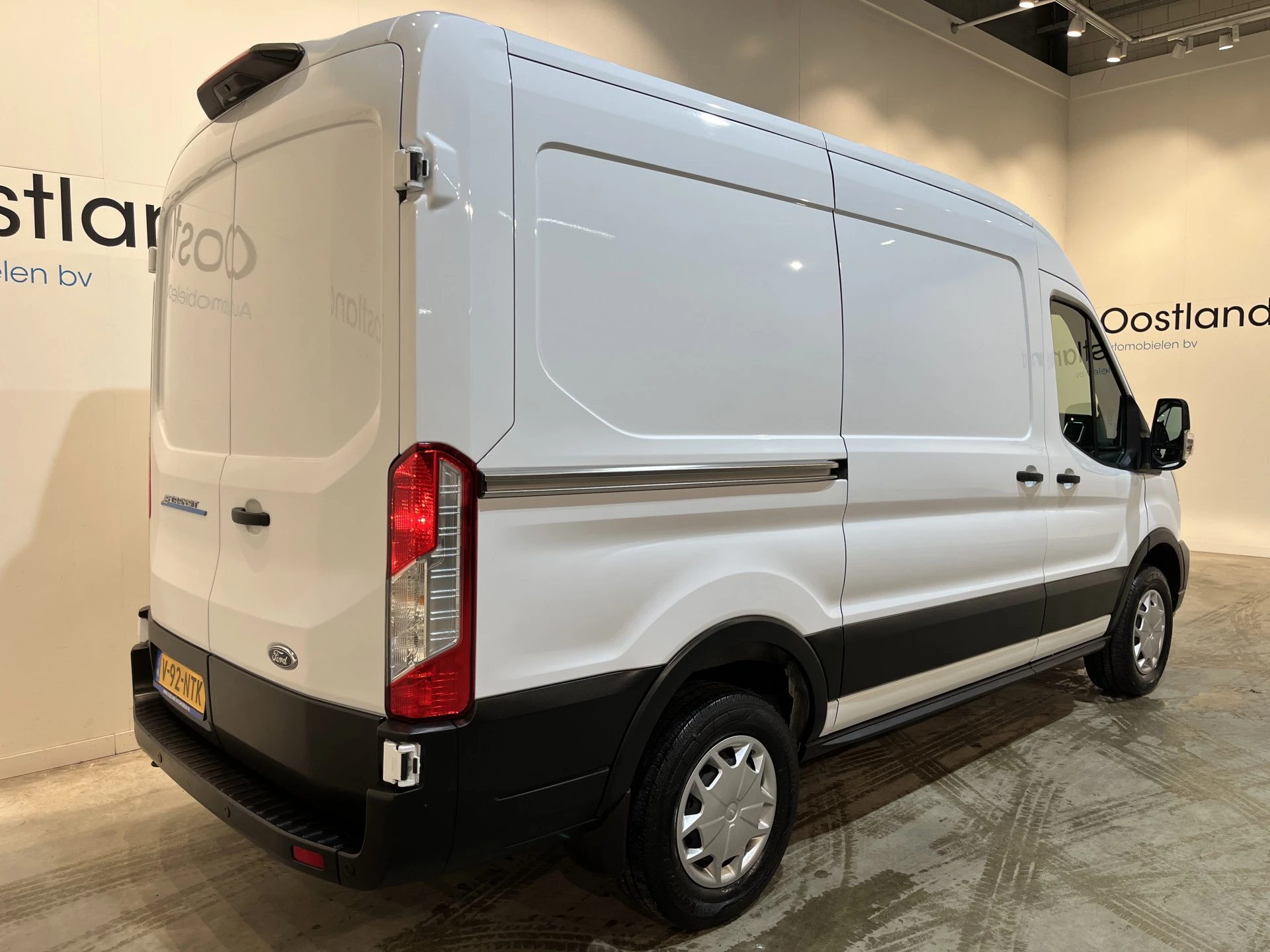 Hoofdafbeelding Ford E-Transit