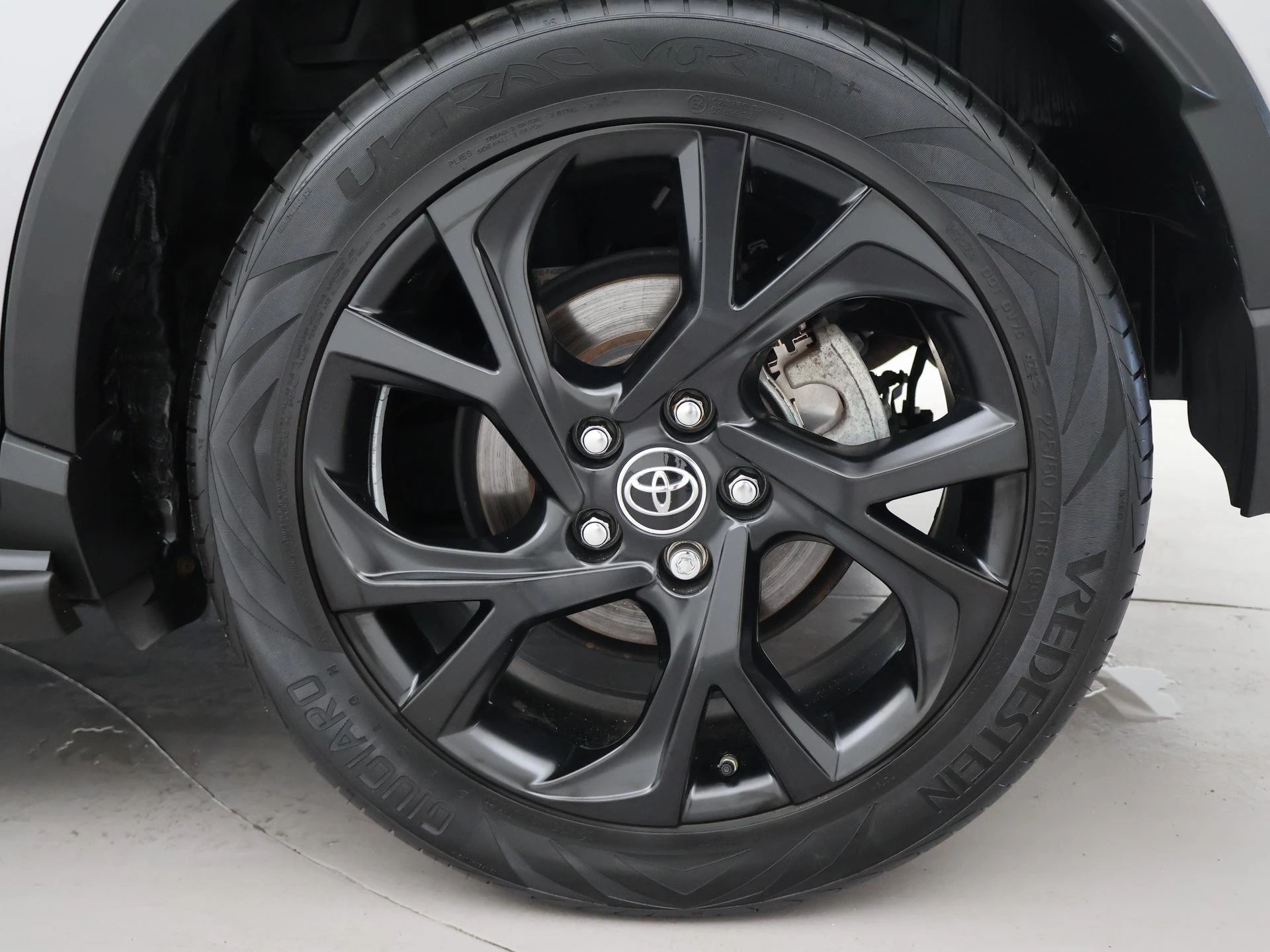 Hoofdafbeelding Toyota C-HR