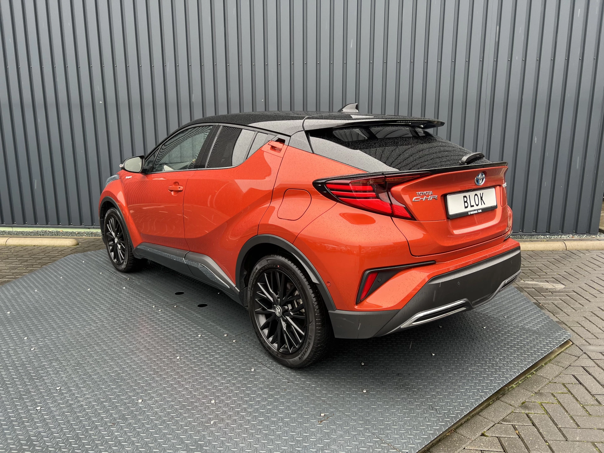 Hoofdafbeelding Toyota C-HR