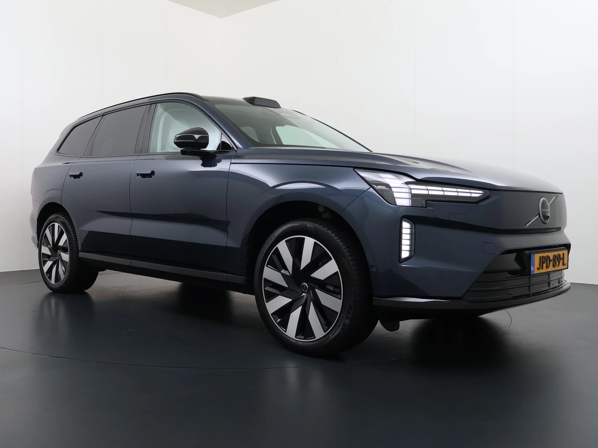 Hoofdafbeelding Volvo EX90