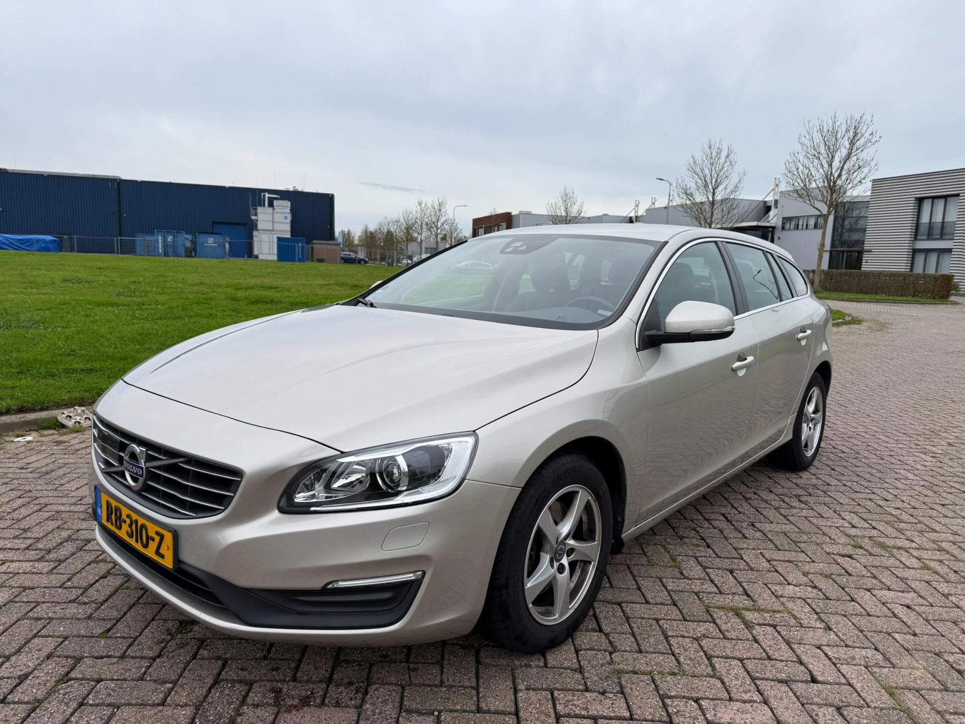 Hoofdafbeelding Volvo V60