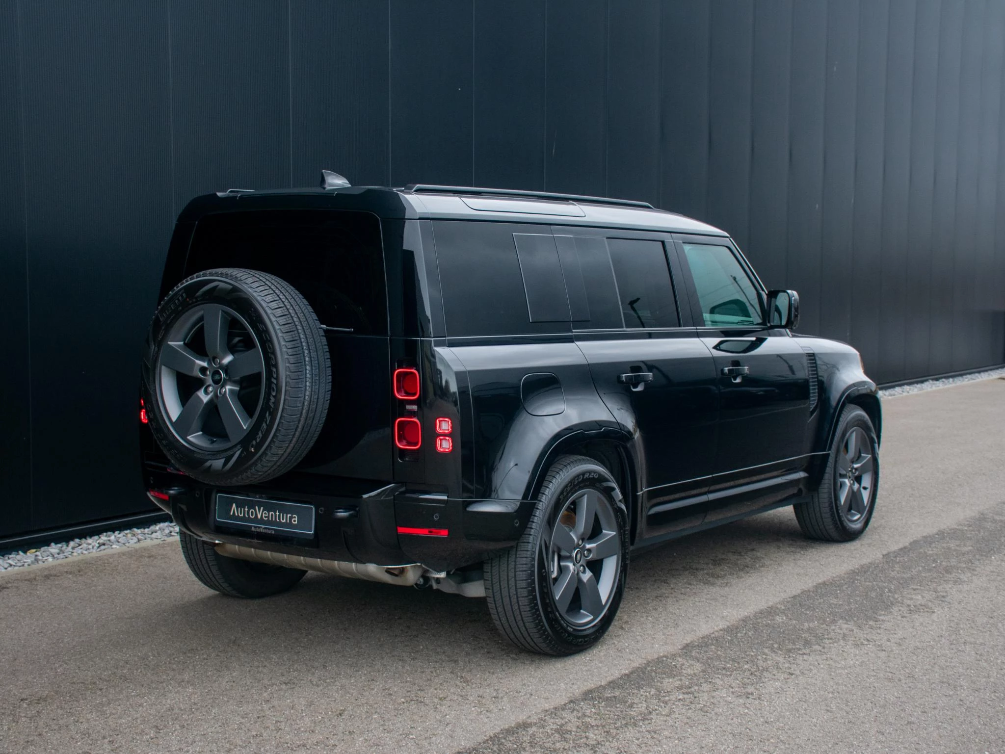 Hoofdafbeelding Land Rover Defender