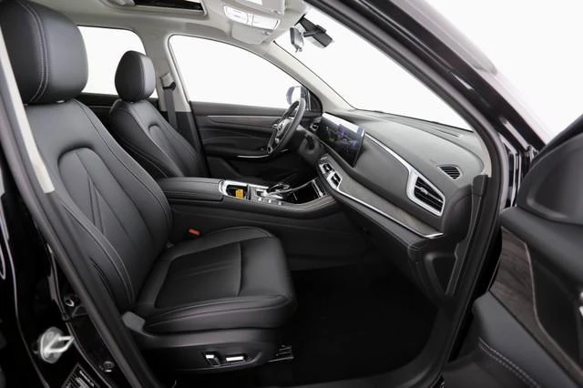 Hoofdafbeelding DFSK E5 PHEV