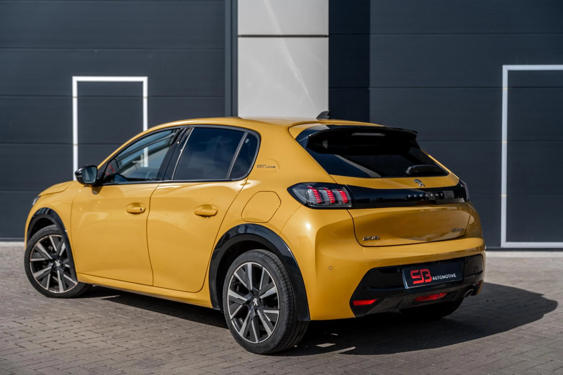 Hoofdafbeelding Peugeot 208
