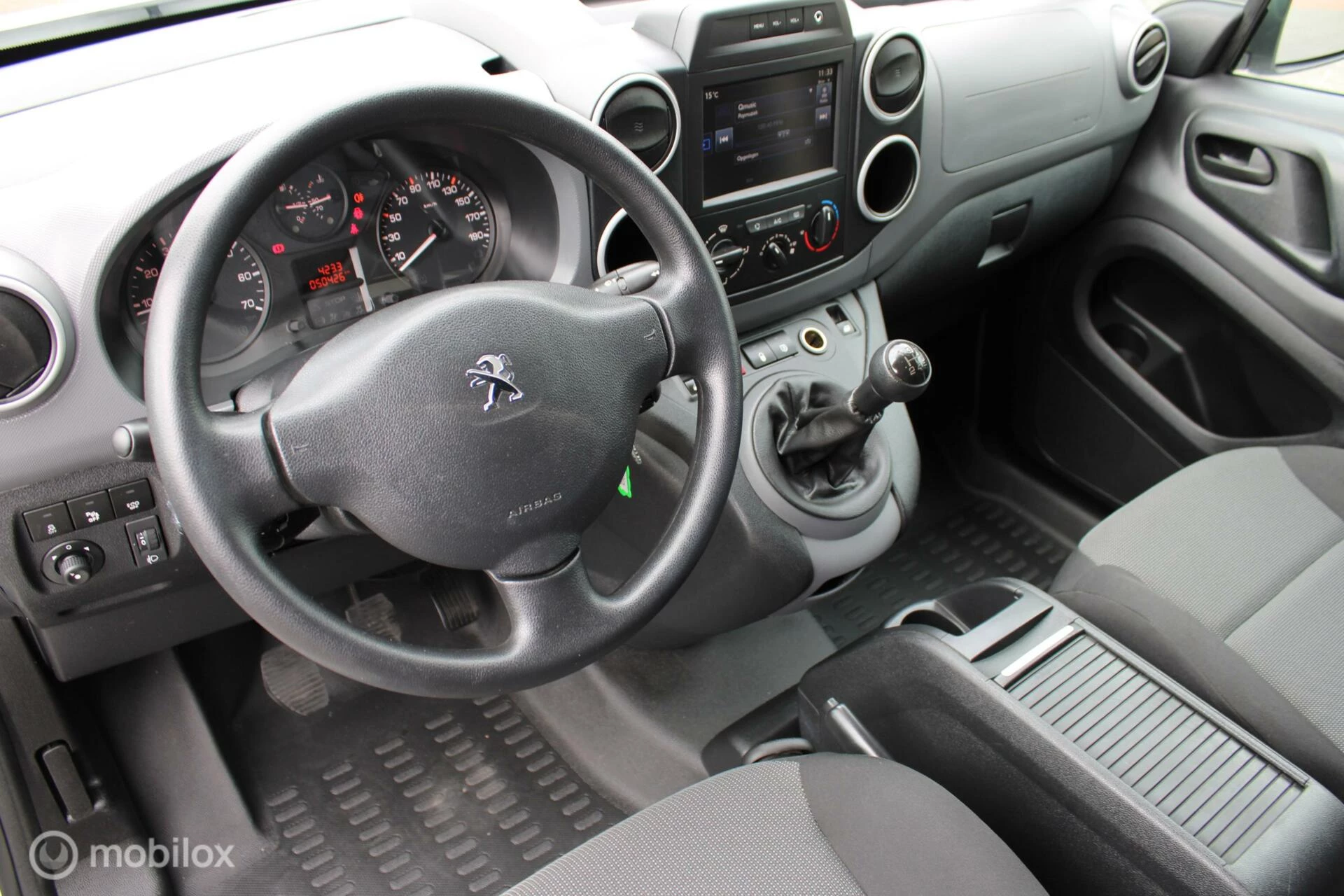 Hoofdafbeelding Peugeot Partner
