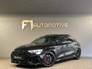 Hoofdafbeelding Audi RS3 Audi RS3 Sportback 2.5 TFSI Quattro Pano|B&O|HuD|Keyl|Carbon