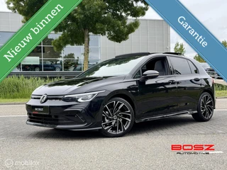 Volkswagen Golf 8 1.5 eTSI R-Line DSG PANO IQ AMBIENT BLACK